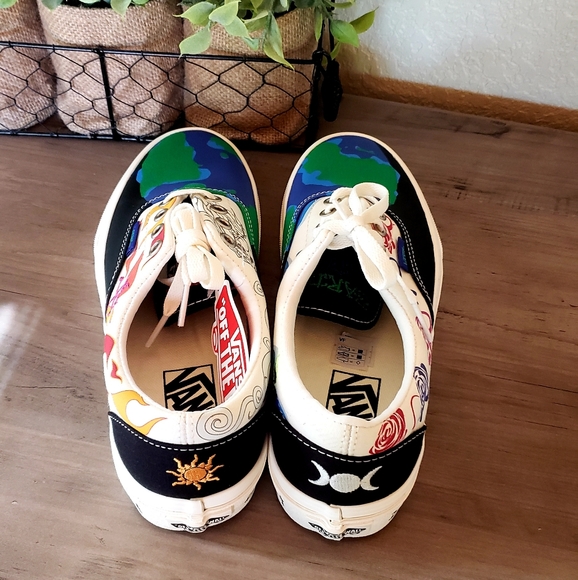 Vans Love Mother Earth Era Sneakers - Picture 4 of 8